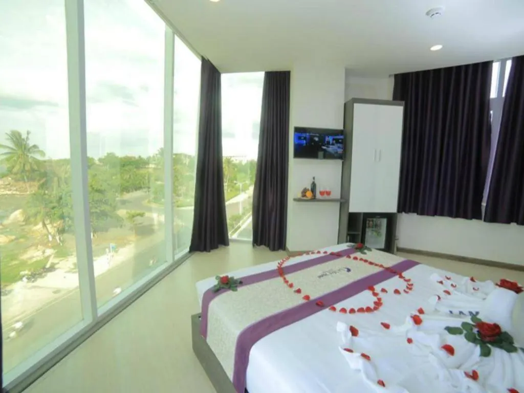 La Mer Hotel Nha Trang