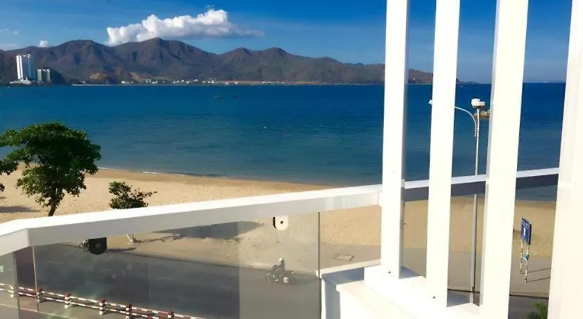 La Mer Hotel Nha Trang
