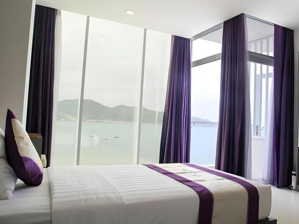 La Mer Hotel Nha Trang