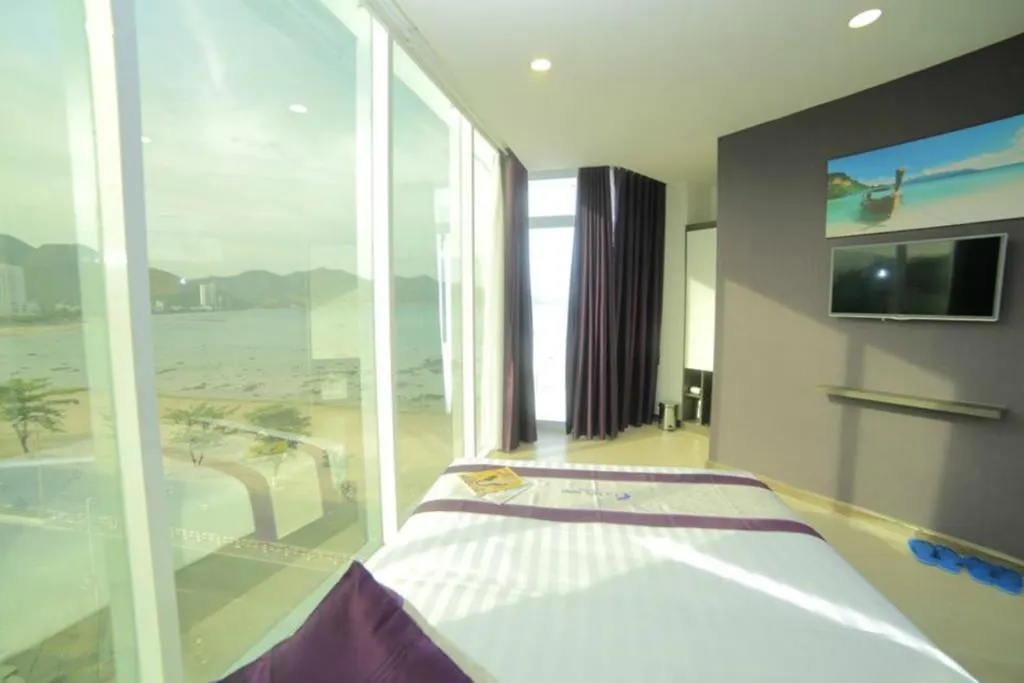 ***  La Mer Hotel Nha Trang Vietnam